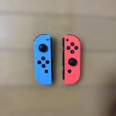 Nintendo Switch Joy-Con 青と赤のサムネイル