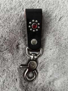 レザー　スタッズ　キーホルダーのサムネイル