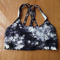 Lululemon タイダイ柄 スポーツブラのサムネイル