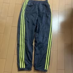 adidas ズボンのサムネイル