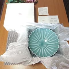 深川製磁】宮内庁御用達、有田焼、青磁、菊割鉢20cm、和食器、鉢盛、大