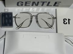y*0様 8月限定値下げ❗️GENTLE MONSTER サングラスのサムネイル