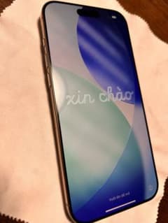 Apple iPhone 16 Pro Maxのサムネイル