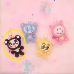 < エンジェルブルー > エニマイくじ おほほパンダぬいぐるみバックチャームのサムネイル