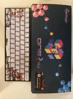 ducky one 2 mini 銀軸のサムネイル