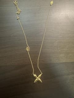 Louis Vuitton クロスモチーフ ネックレス - メルカリ