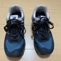 ニューバランス  574のサムネイル