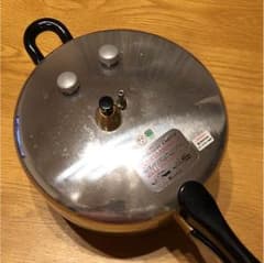 鋳物屋  圧力鍋  マジックブラウンのサムネイル