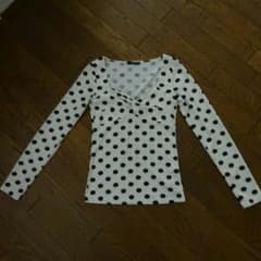 イングの美品カットソーのサムネイル
