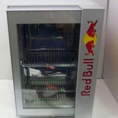 レッドブル冷蔵庫ミニ(非売品)のサムネイル