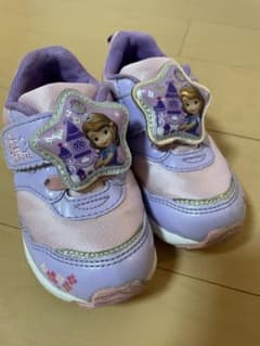 スニーカー ディズニー 光るのサムネイル