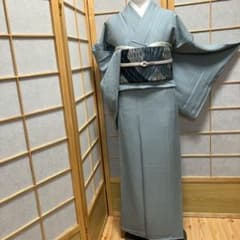 8142］色無地 美品 縮緬 一つ紋 五三桐 正絹 着物 袷 - メルカリ