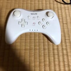 Nintendo WII U PRO コントローラ SHIROのサムネイル