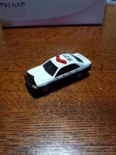 トミカ　No92 クラウン　大阪府警　パトカーのサムネイル