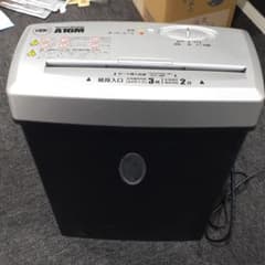 シュレッダー機のサムネイル