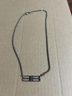 リ*ア様 BALENCIAGA ネックレス シルバーのサムネイル