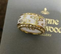 Vivienne Westwood リングのサムネイル