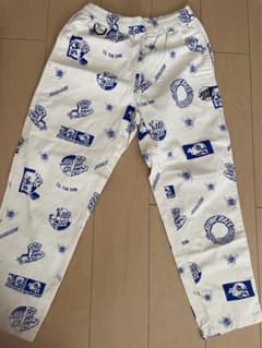かっこいいデニムパンツのサムネイル