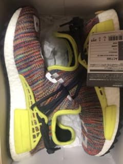 human race adidasのサムネイル