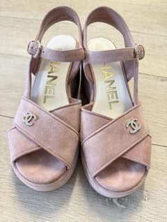 CHANEL ピンク サンダル シャネル ココマーク スエード 23.5 - メルカリ