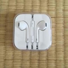 iPhoneイヤホン☆即買いok!のサムネイル