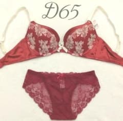 【D65】激レア‼️廃盤ブラジャー♡aimerfeelのサムネイル