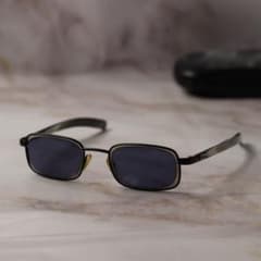 GUCCI オールドグッチ スケルトン Y2K スクエア サングラス レア GUCCI オールドグッチ スケルトン Y2K スクエア サングラス レア GUCCI