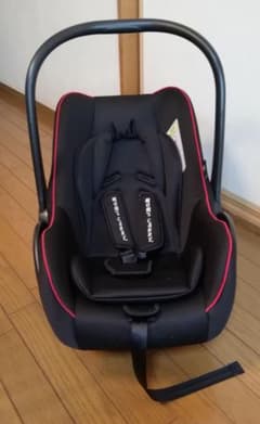 マムズキャリー　チャイルドシートのサムネイル