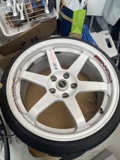 【送料込】海外製ホイール 18インチ 9J +18 4本のサムネイル