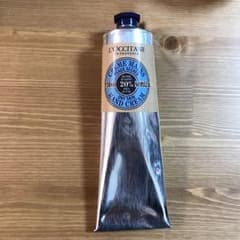 ロクシタン ハンドクリーム 150ml 新品未開封のサムネイル