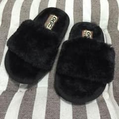 キッズ❤︎人気ファーサンダルのサムネイル