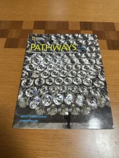 Pathways 3B Second Edition 英語教材のサムネイル