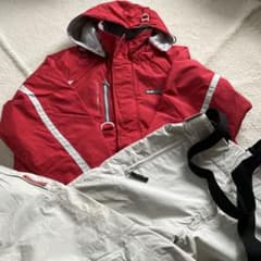 GOLDWIN スキーウェア上下セット 赤白フード付き - メルカリ