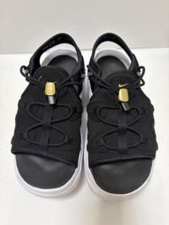NIKE エアマックスココ ブラック　23cmのサムネイル