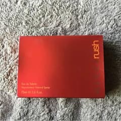 GUCCI香水のサムネイル