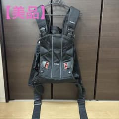 【美品】BABYBJORN ONE KAI 抱っこ紐　取扱説明書付きのサムネイル
