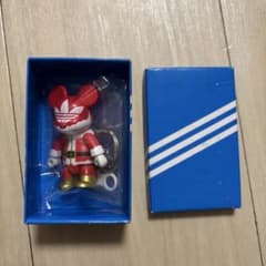 アディダス ベアブリック フィギュア レッドのサムネイル