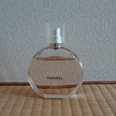 CHANEL 香水のサムネイル