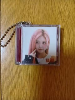 IVE GAEUL ミニCDキーホルダーのサムネイル