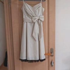 ブライダル お呼ばれ ワンピースのサムネイル