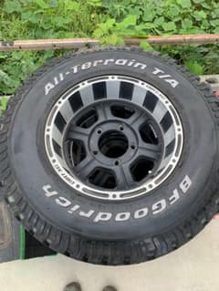ジムニー　ホイールタイヤ4本セットのサムネイル