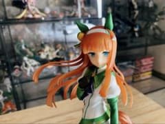 ウマ娘 Lucrea サイレンススズカ メガハウス 輸送箱付き - メルカリ