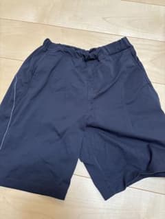 UNIQLO キッズ ハーフパンツ ブラック 150cmのサムネイル