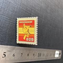 超希少 ポケモンスタンプバッジ ピカチュウ 切手型 ピンズ 小学館