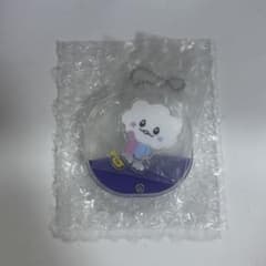 TRUZ SOM（ドヨン）アクリルキーホルダーのサムネイル