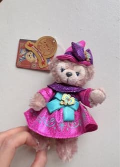 Disney シェリーメイ ぬいぐるみバッジ 東京ディズニーシー10周年魔法使いのサムネイル