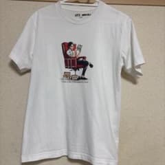 UNIQLO UT 진격의 거인 리바이 티셔츠 S 사이즈