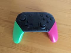 NINTENDO SWITCH PROコントローラー スプラトゥーン2 エテ…のサムネイル