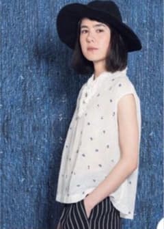 45rpmミドルガーゼフラワー刺繍ブラウス元値38500円 45rpmミドルガーゼフラワー刺繍ブラウス元値38500円 - メルカリ