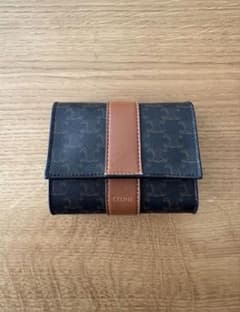 CELINE 三つ折り財布 黒/茶のサムネイル